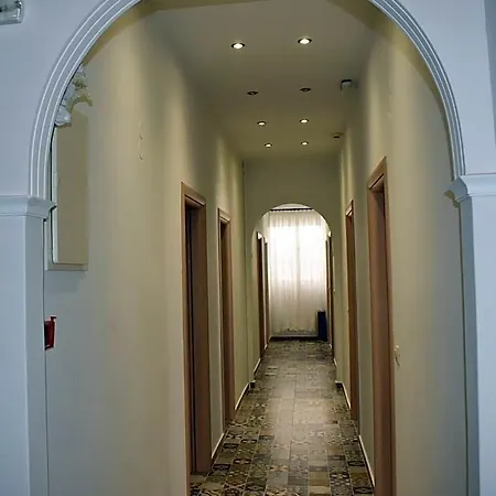 Hotel Minoa 2*
